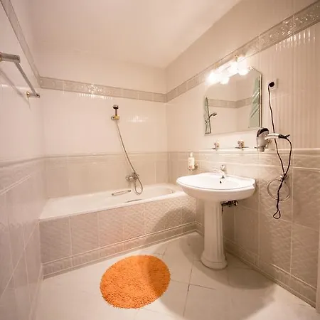 Apartment Aranyeso